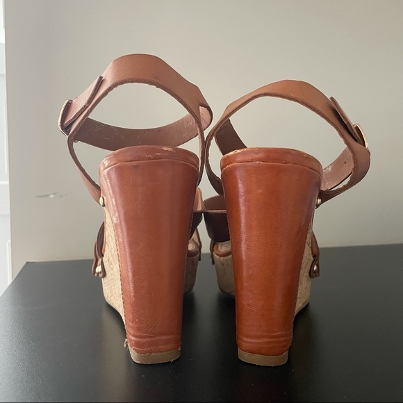 Limelight Wedge Sandals - Picture 4 of 5